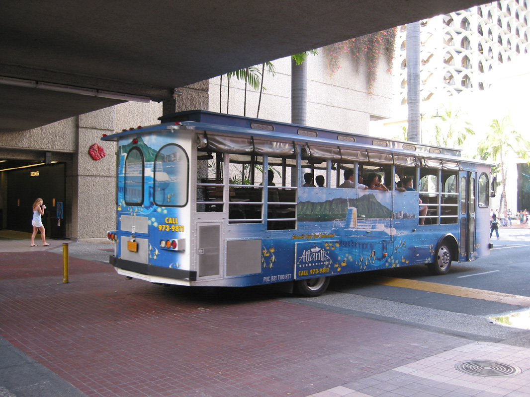 100-0044_IMG