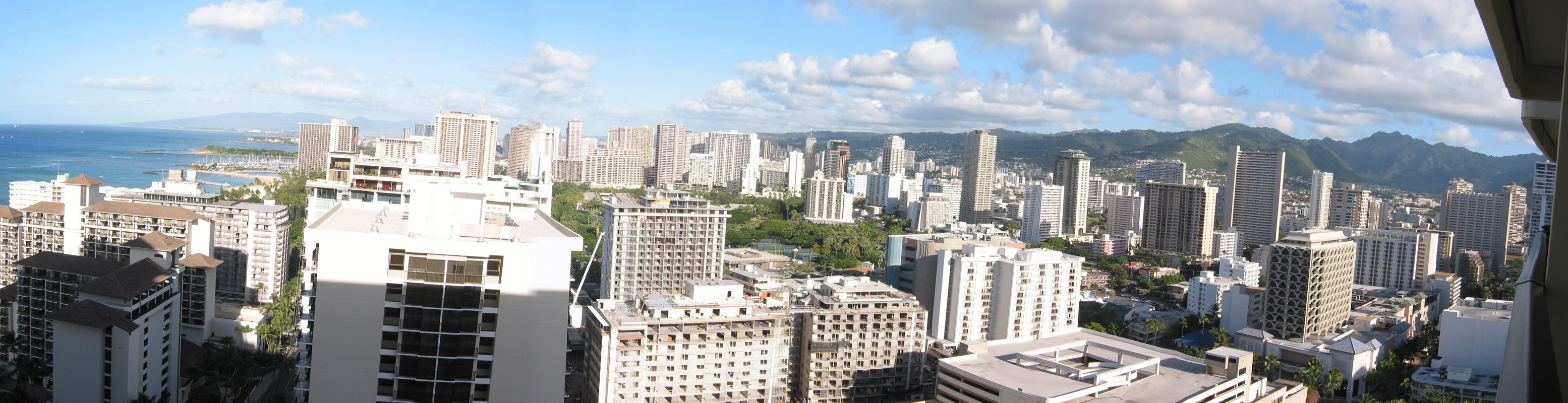 Waikiki_okno_dzien