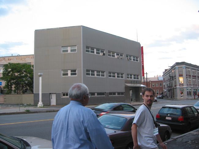 100-0092_IMG