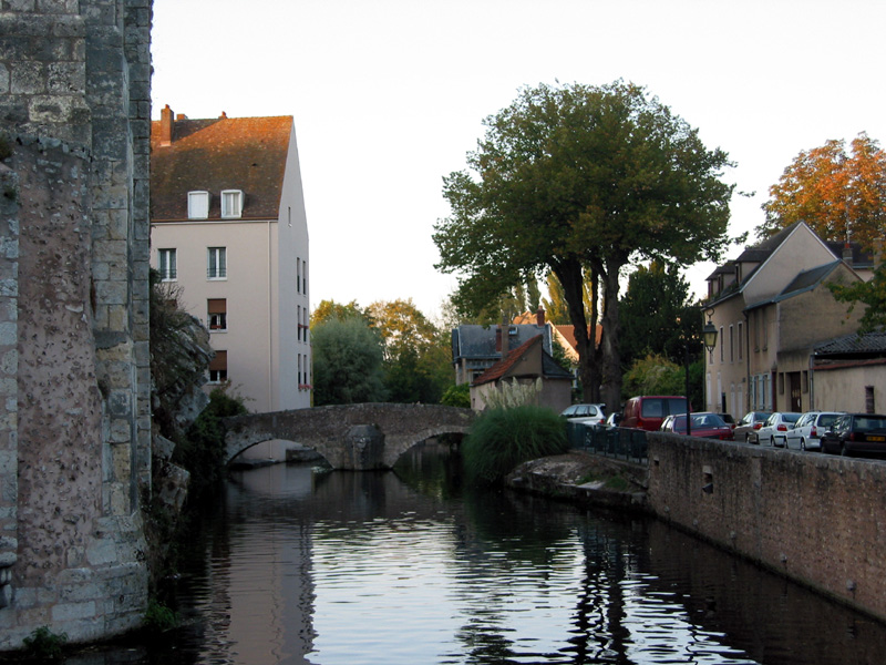 Chartres_river