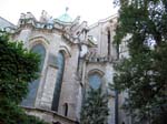 Chartres_cathedral_side_2