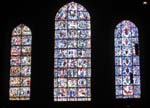 Chartres_cathedral_vitrage_2